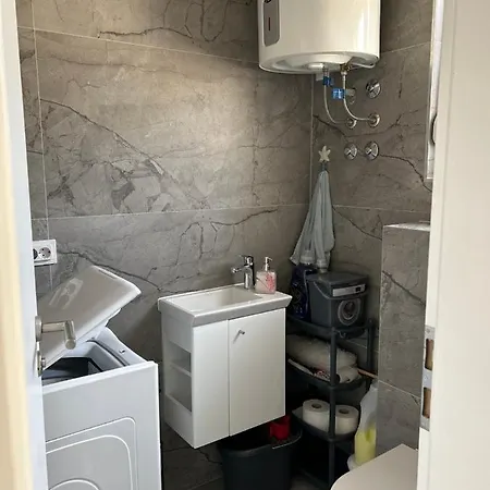 Luxury With A Swimming Pool - 21484 Šibenik