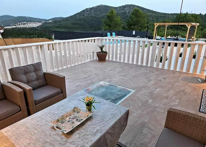 ヴィラ Luxury With A Swimming Pool - 21484