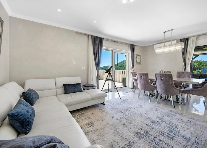 Luxury With A Swimming Pool - 21484 ヴィラ シベニク